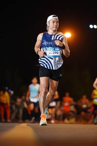 BIB: 421, 42290
                            <button type="button" onclick="openModal(22866241)" class="btn btn-primary btn-sm float-right btn-popup" data-toggle="modal" data-target=".modal-high-quality">
                        <i class="fas fa-shopping-cart"></i> Add to Cart
                    </button>
                                            <button type="button" onclick="isThisMe(22866241, true)" class="btn btn-success btn-sm float-right btn-popup btn-isme hidden" data-toggle="tooltip" data-placement="bottom" title="นี่คือรูปของคุณใช่ไหม คลิกที่นี่เพื่อเอาเข้าอัลบั้ม">
                        <i class="fas fa-plus"></i> Add to album
                    </button>
                    <button type="button" onclick="isThisMe(22866241, false)" class="btn btn-warning btn-sm float-right btn-popup btn-isnotme hidden">
                        <i class="fas fa-ban"></i> Remove from album
                    </button>